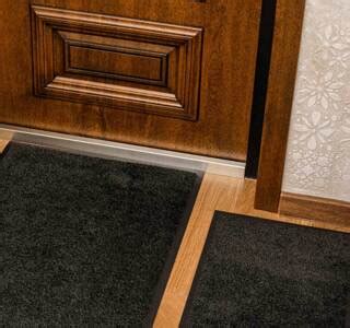 Как правильно разрезать резиновый коврик